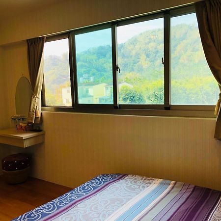 Chong Er Ya She Homestay Чічі Номер фото